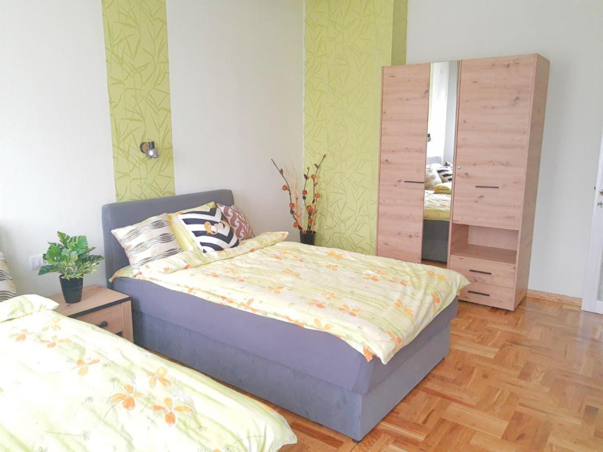 Apartamento Kalemegra Belgrado Exterior foto
