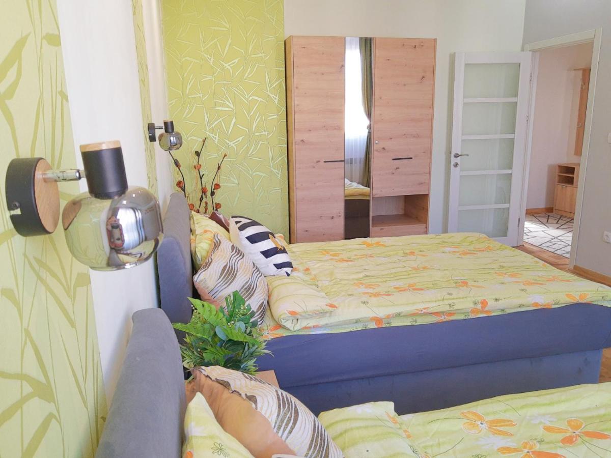 Apartamento Kalemegra Belgrado Exterior foto